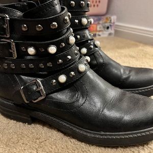 G by guess boots size 8